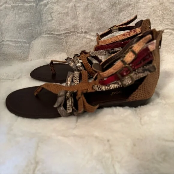 Bamboo Leather Strappy Gladiator T-Strap Sandals. Size 7.5. Snake print NEW - Picture 4 of 15